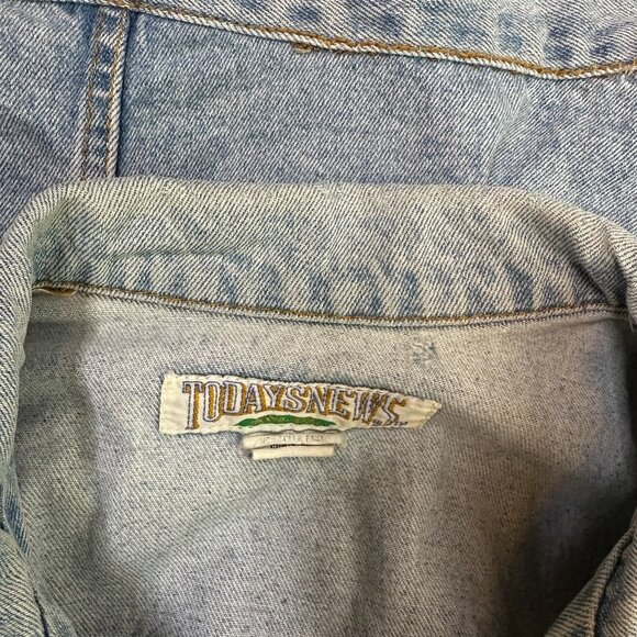 Vintage Men's Today's News Denim Lightwash Vest Size Large Battle Jacket - Picture 5 of 5